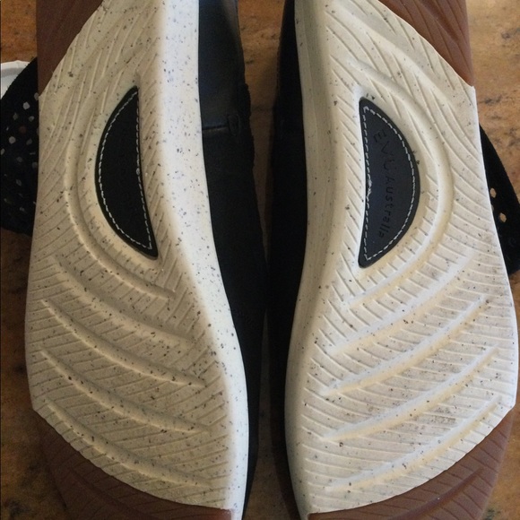 EMU Australia Numerella Bootie - Picture 8 of 9